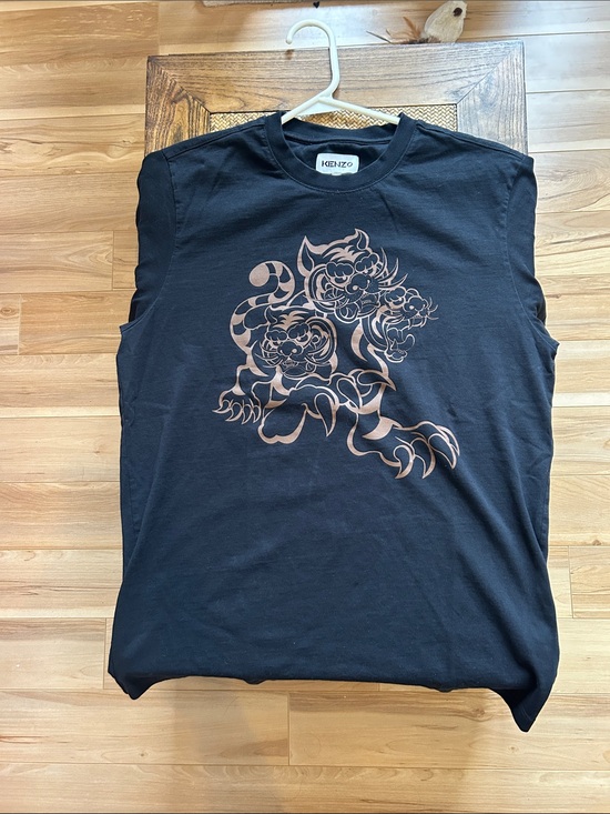Kenzo Other - Kenzo Black Tee with Brown Stylized Tiger Graphic